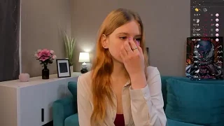 MoIIyredhead nude strip on webcam for live porn chat