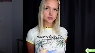 Santta_Monica nude strip on webcam for live porn chat