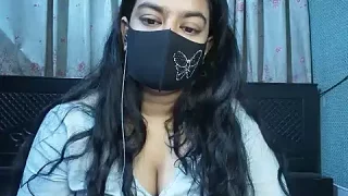 A-sweetgirl nude strip on webcam for live porn chat