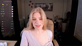 AuroraCUDDLIES nude strip on webcam for live porn chat