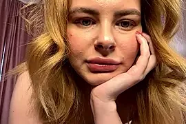 Day-off nude strip on webcam for live porn chat