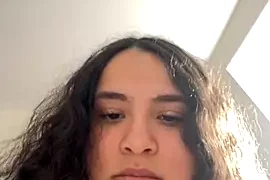 GRAY_SNOW_ nude strip on webcam for live porn chat