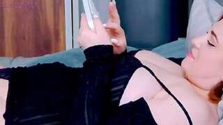 Ocean_Eyes nude on cam in her Live Sex Chat Room