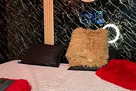 Greta-hills nude strip on webcam for live porn chat