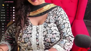 Gulabiqueen nude strip on webcam for live porn chat