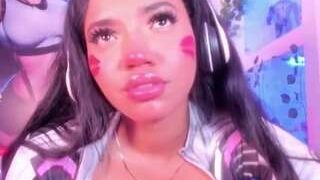Malaika Brown nude on cam in her Live Sex Chat Room