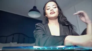 MistressBelleNoire nude strip on webcam for live porn chat