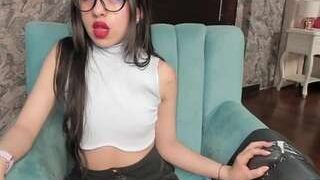 Cutie Daph nude on cam in her Live Sex Chat Room