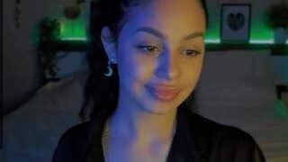 dilara-best nude on cam in her Live Sex Chat Room