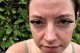 FemmeFocus nude strip on webcam for live porn chat