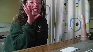 frikigyal nude strip on webcam for live porn chat