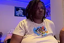 HEARTBREAKBRE nude strip on webcam for live porn chat