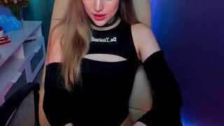 Holy Roxy nude on cam in her Live Sex Chat Room