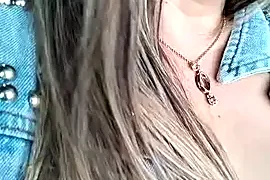 LILI_DULCE nude strip on webcam for live porn chat