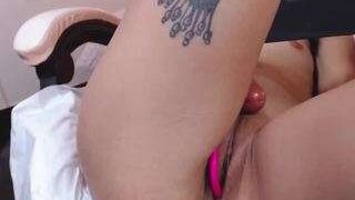 Megan-Loveee nude on cam in her Live Sex Chat Room