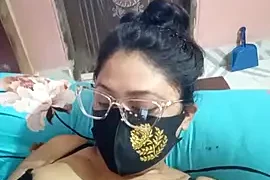 Riya2Lov nude strip on webcam for live porn chat