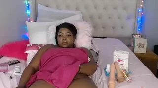 Sexypresh302 nude strip on webcam for live porn chat