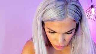 Shelynna, ? nude on cam in her Live Sex Chat Room