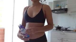 Sophie-Lawrance nude on cam in her Live Sex Chat Room
