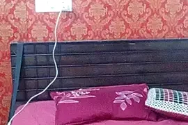 yoursnishaa nude strip on webcam for live porn chat