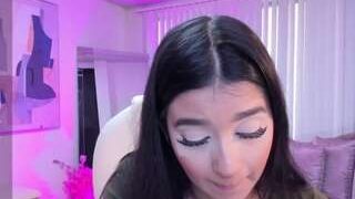 amelie-jhons nude on cam in her Live Sex Chat Room