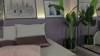 Elle Diane , ? nude on cam in her Live Sex Chat Room