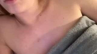 Julia Capulet nude on cam in her Live Sex Chat Room