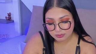 Julieta-Kim nude on cam in her Live Sex Chat Room
