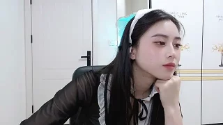 LI-200310 nude strip on webcam for live porn chat