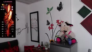 Roxanne_Ssummers nude strip on webcam for live porn chat