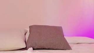 Shelynna, ? nude on cam in her Live Sex Chat Room