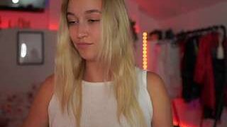 AlexisTexas18 nude on cam in her Live Sex Chat Room