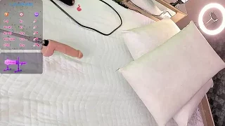AnnWeltt nude strip on webcam for live porn chat