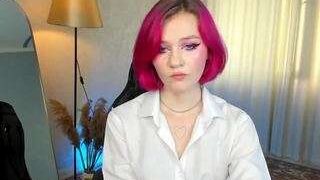 BellaBanxxx nude on cam in her Live Sex Chat Room