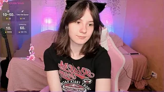 BetCute nude strip on webcam for live porn chat