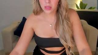 Camila Vanucci nude on cam in her Live Sex Chat Room