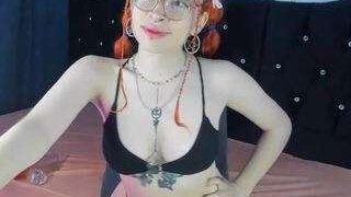charick-redhead1 nude on cam in her Live Sex Chat Room