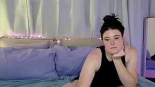 MissMiaLake nude strip on webcam for live porn chat