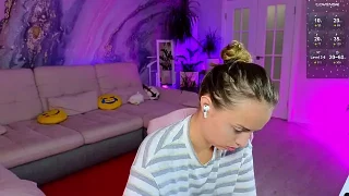 Misss_Vikk nude strip on webcam for live porn chat
