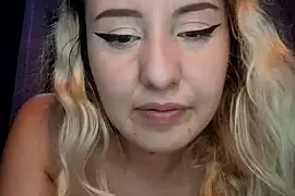 NibiruNairobi69 nude strip on webcam for live porn chat