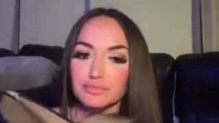 Vice nude on cam in her Live Sex Chat Room