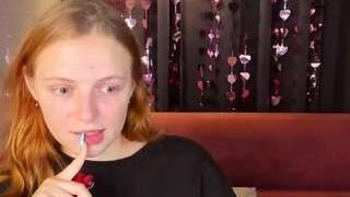 Hannamelon nude on cam in her Live Sex Chat Room