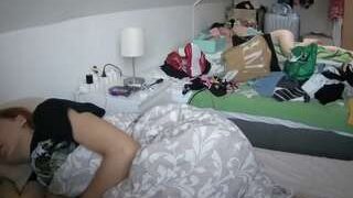 Julmodels Bedroom-D4 nude on cam in her Live Sex Chat Room