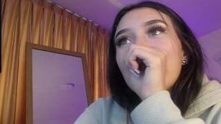 Paola-wood nude on cam in her Live Sex Chat Room