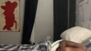 Prettygurlredd nude on cam in her Live Sex Chat Room