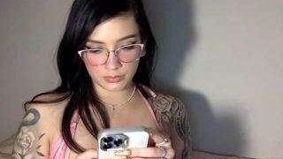 Bonnie Bunni 777 nude on cam in her Live Sex Chat Room
