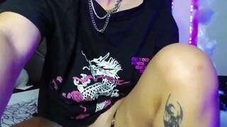 darktomboy05 nude on cam in her Live Sex Chat Room