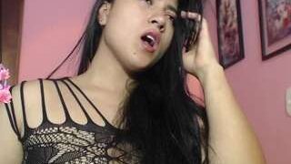 EmilyR0s33 nude on cam in her Live Sex Chat Room