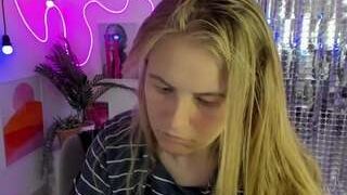 JadeSoft nude on cam in her Live Sex Chat Room