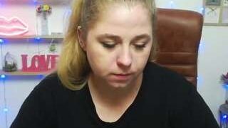 JessikaDaniels nude on cam in her Live Sex Chat Room